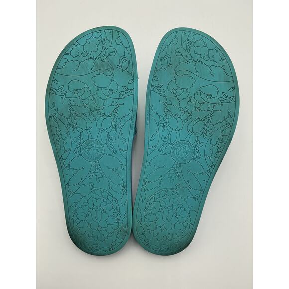 Versace Medusa Insignia Rubber Slides - Size 9 - Picture 6 of 6